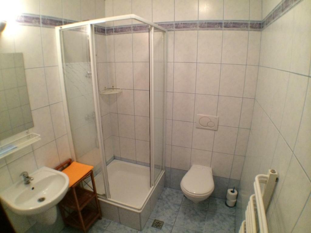 Gosciniec Pod Smrekami Panzió Czorsztyn Kültér fotó